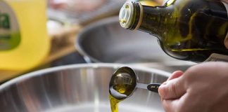 El aceite de oliva acaba 2022 en precios máximos tras el alza de los costes aceite de oliva