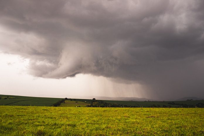 tormenta lluvia