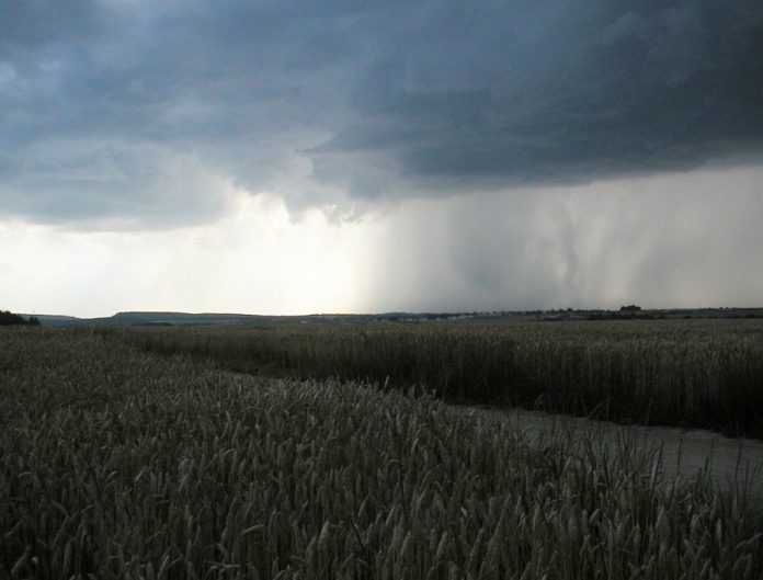 tormenta lluvia