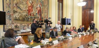 El ministro de Agricultura traslada a autonomías su idea de usar “hasta el último euro” de la PAC