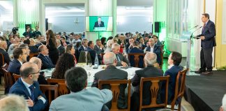 El ministro de Agricultura asegura que “la PAC es un seguro de renta de nuestro sector agrario” Luis Planas