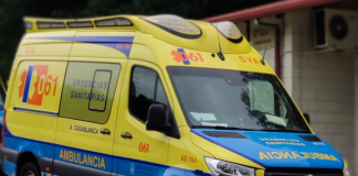 Rescatado en Alfoz (Lugo) un hombre atrapado tras volcar su tractor