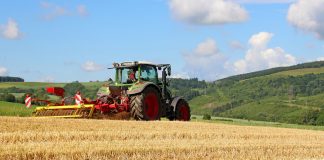 El Ministerio de Agricultura incorporará cambios en el Plan Renove de maquinaria agraria tractor