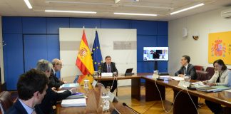 Luis Planas aboga por dirigir los esfuerzos a mantener desbloqueada la salida de cereales de Ucrania