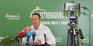 Convocan un tractorada para exigir soluciones a la difícil situación de la producción vinícola