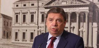 El ministro de Agricultura asegura que las políticas de lucha contra el cambio climático “no admiten marcha atrás” Luis Planas