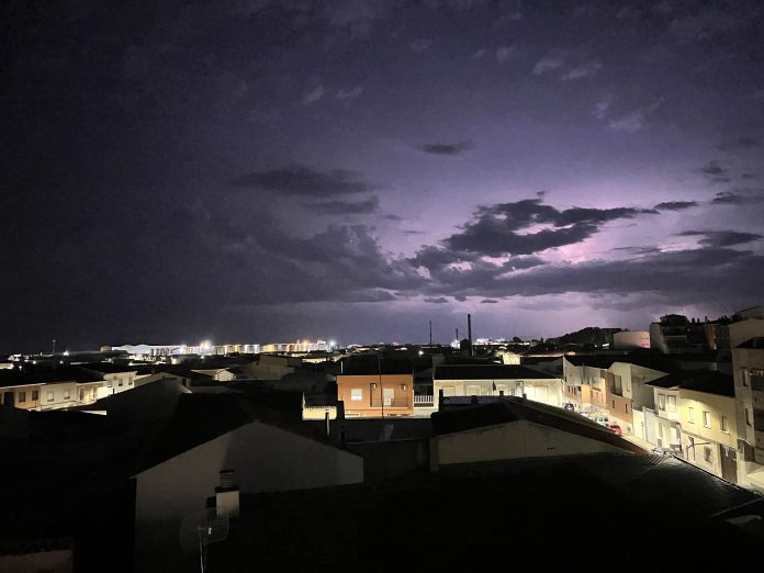 Tormenta eléctrica