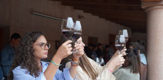 El viñedo como freno a la despoblación, objeto de estudio del Curso de verano de la UCLM cata de vino
