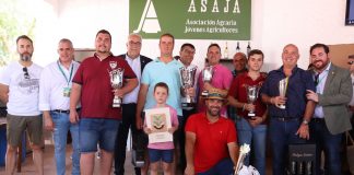 Julián Martín-Albo revalida su título de campeón del concurso de habilidad en el manejo del tractor concurso regional de habilidad en el manejo del tractor