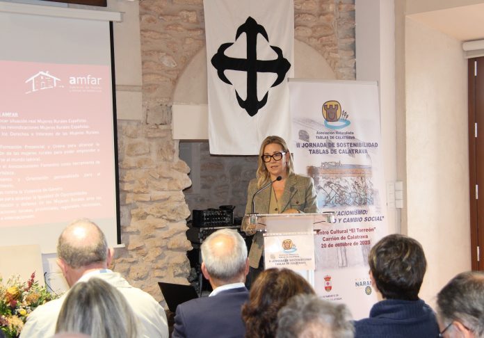 AMFAR CALATRAVA Lola Merino