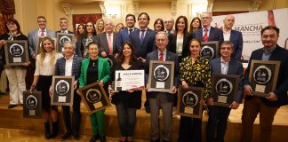 La Denominación de Origen La Mancha se viste de mecenas en sus Premios ‘Vino y Cultura’ 2023 Premios ‘Vino y Cultura’ 2023