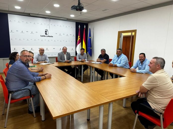 Ganaderos de la Unión de Pequeños Agricultores y Ganaderos (UPA) de Castilla-La Mancha
