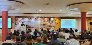 UGT reclama un convenio colectivo estatal del campo Grupo de Trabajo del Sector Agroalimentario UGT