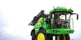 John Deere presenta el nuevo pulverizador autopropulsado, el 300M