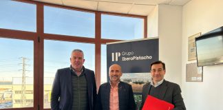 Santander y Grupo IberoPistacho firman un acuerdo innovador para facilitar la financiación de las plantaciones de pistacho Santander y Grupo IberoPistacho
