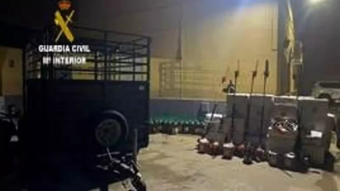 ROBO REMOLQUE ACEITE robar un remolque