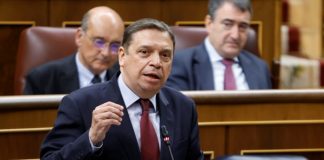 Planas reitera la “firme implicación” del Gobierno en dar respuesta a las preocupaciones de agricultores y ganaderos Luis Planas