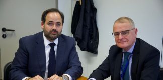 El presidente del PP Castilla-La Mancha pide la moratoria de la aplicación de la política medioambiental de la PAC Paco Núñez en Bruselas