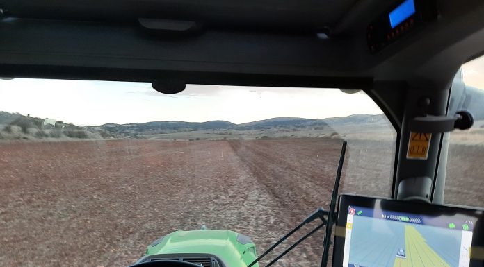 La compensación del IVA no computará como ingreso en los módulos del IRPF de agricultores y ganaderos en 2026 cabina