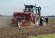 Castilla-La Mancha recibirá 8,8 millones de ayudas para agricultores y ganaderos para fertilizantes y combustible tractor