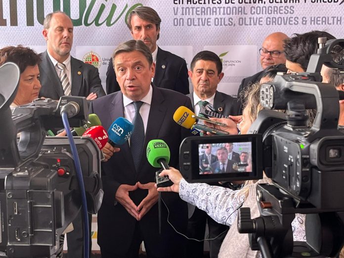 LUIS PLANAS JAEN Luis Planas