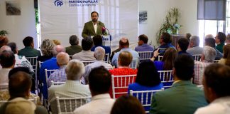 Núñez apuesta por bajadas de impuestos, simplificación de trámites y ayudas excepcionales para mejorar rentabilidad del campo Paco Núñez