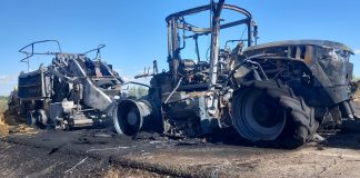 Vídeo. Tractor y empacadora salen ardiendo en la zona de Valdepeñas incendio tractor
