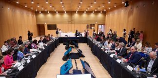 Ministerio y comunidades autónomas elaborarán un catálogo de medidas para fomentar relevo generacional en el sector agrario Conferencia Sectorial Jóvenes