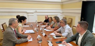 Gobierno espera solventar la falta de mano de obra agrícola con el reglamento de Extranjería UPA