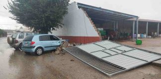 Una tormenta de viento y granizo derrumba muro de una cooperativa de Cuenca Cooperativa Castijorge