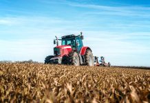 El Gobierno aprueba ayudas para el gasóleo agrícola y la compra de fertilizantes maquinaria agrícola