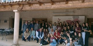 Jóvenes alumnos de la UCLM desmitifican los tópicos del vino con el curso de verano en la DO La Mancha DO La Mancha