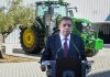 UPA recuerda a Planas que se comprometió a aprobar la Ley de Agricultura Familiar en esta legislatura Luis Planas