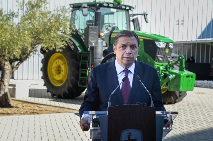 Luis Planas