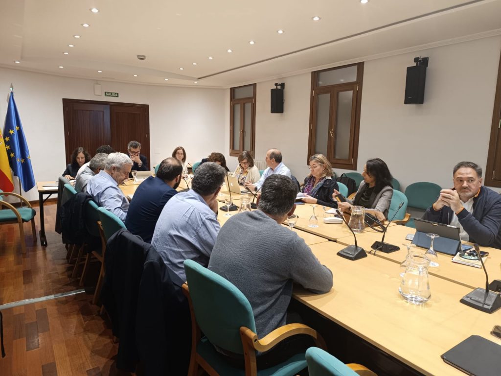 mesa sectorial frutos secos