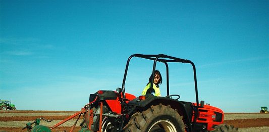 tractor