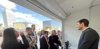 Hasta el aceite de oliva entra en la política catalana Fiesta del Primer Aceite de Jaén en Sabadell