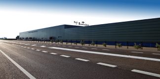 Instalada una fábrica en Extremadura con capacidad para producir hasta 25 toneladas diarias de aceite de oliva Sol de Badajoz