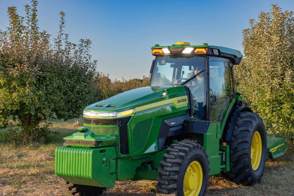 tractor_