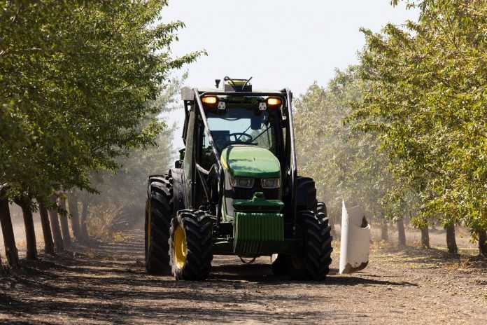 tractor autónomo