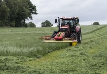 Decepción fiscal para 2026: Hacienda congela los módulos y olvida los alivios al gasóleo y los fertilizantes tractor campo