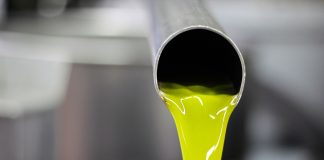 Ligero repunte en el precio en origen del aceite de oliva que vuelve a superar los 4.000 euros/tonelada aceite de oliva