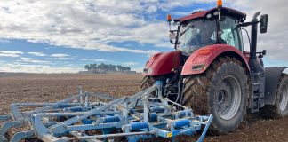 El paro sube en el campo un 3,6% tractor