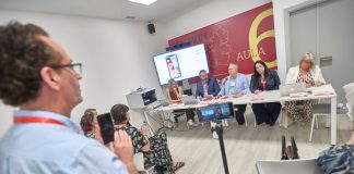 Periodistas especializados se citarán en FENAVIN para impulsar una comunicación del vino más moderna Periodistas especializados