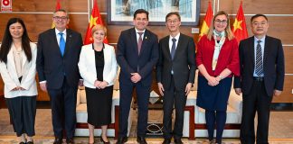 Miguel Ángel Valverde tiende puentes para que el vino y otros productos agroalimentarios de Ciudad Real puedan posicionarse en el mercado chino