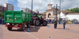 Vídeo. Espectacular recorrido del campeón del Concurso Regional de Habilidad con Tractor de Albacete Concurso Regional de Habilidad con Tractor de Albacete