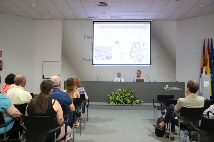 Conferencia Agrama - Actualidad de la calidad de la leche de pequeños rumiantes (1) Fercam