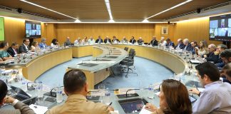 Las organizaciones agrarias exponen sus críticas al Gobierno de España sobre el acuerdo comercial Europa-EE. UU. organizaciones agrarias