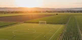 El competitivo mundo del mantenimiento de superficies deportivas y agrícolas requiere precisión, automatización y análisis