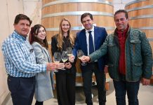 El presidente de la Diputación de Ciudad Real pone en valor el potencial enoturístico de la Bodega Casalobos Bodega Casalobos